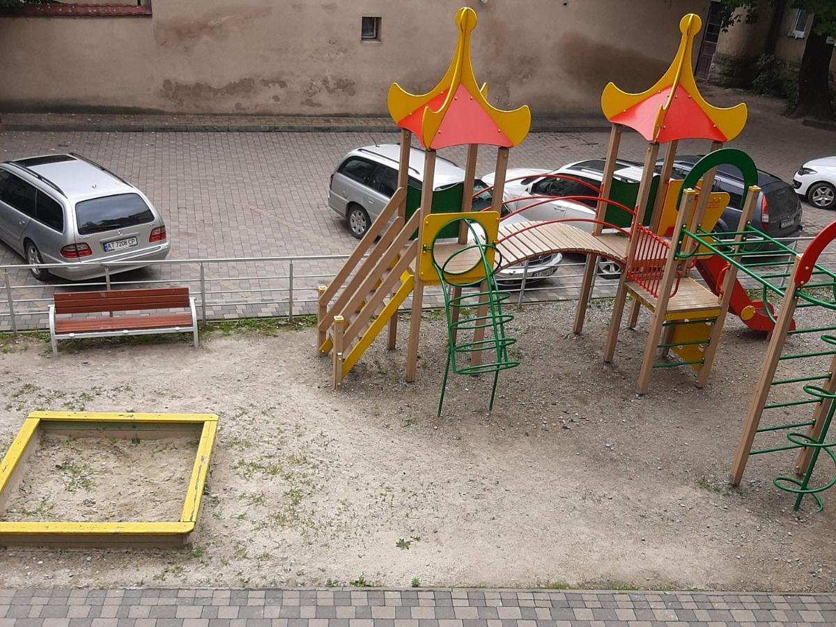 Sweet 2 Ivano-Frankivsk